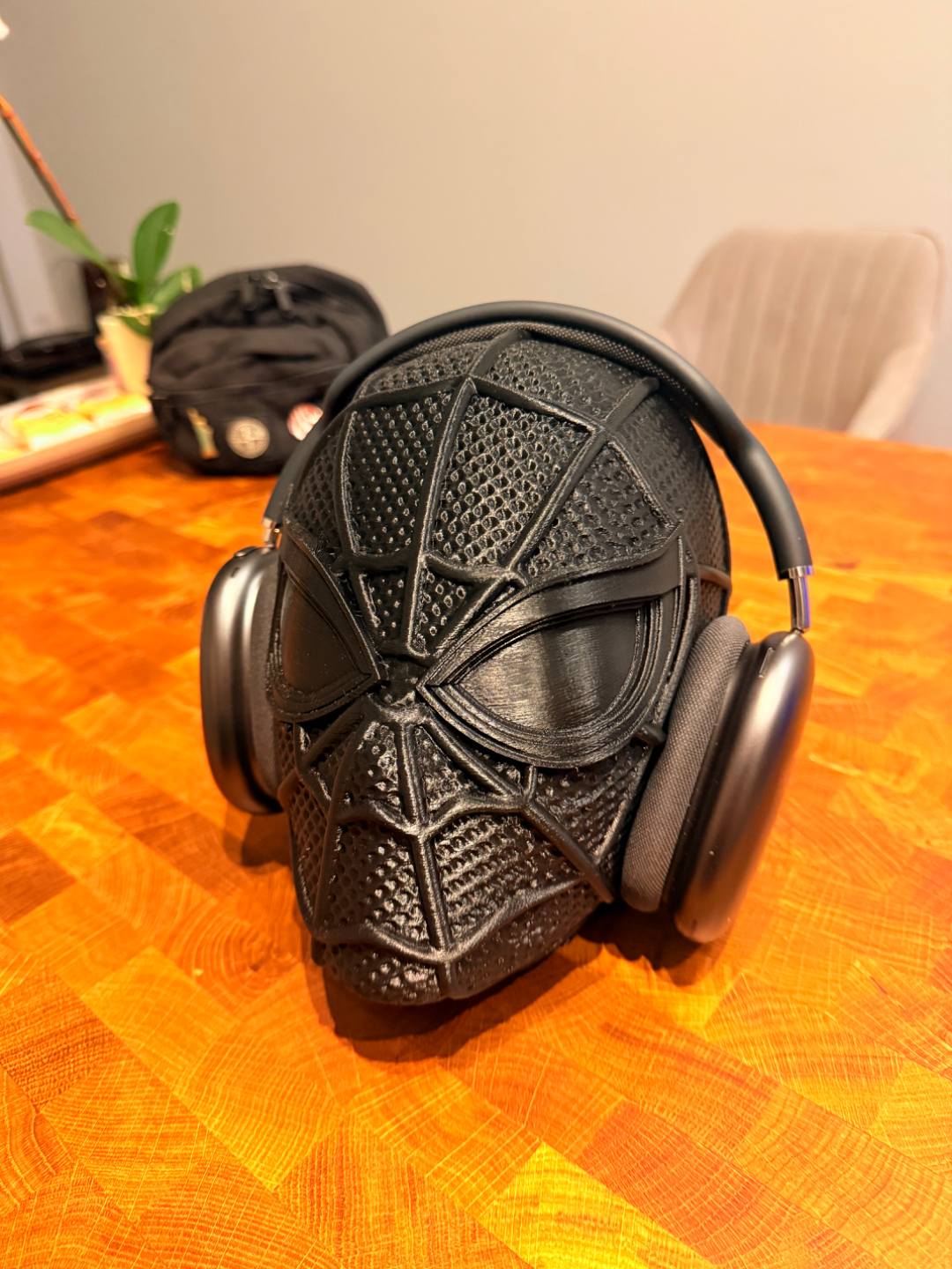 Spidy Headphone Stand