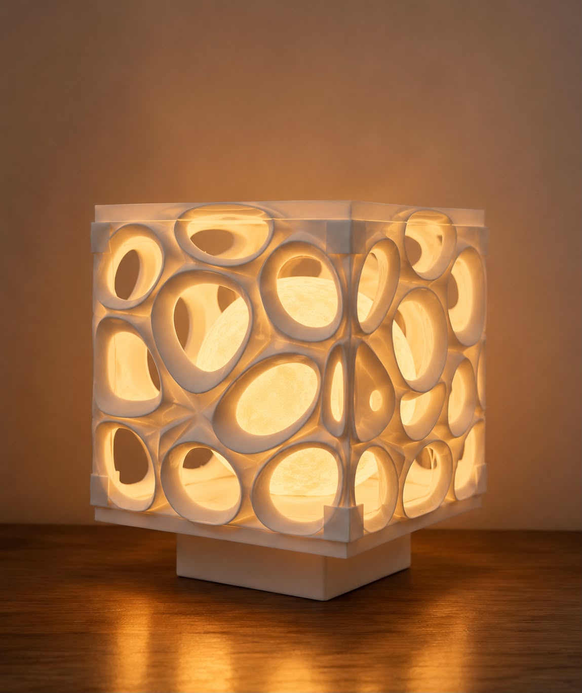 Moon Nest Table Lamp